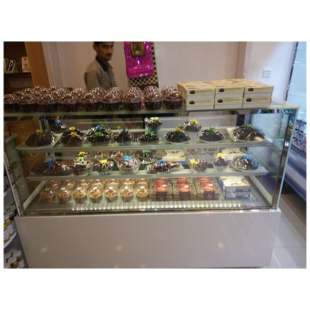 ตู้แช่เค้กแบบ 3 ชั้นพร้อมกระจกนิรภัยลายหินอ่อนและเทอร์โมสตัทดิจิทัลสำหรับร้านเค้ก