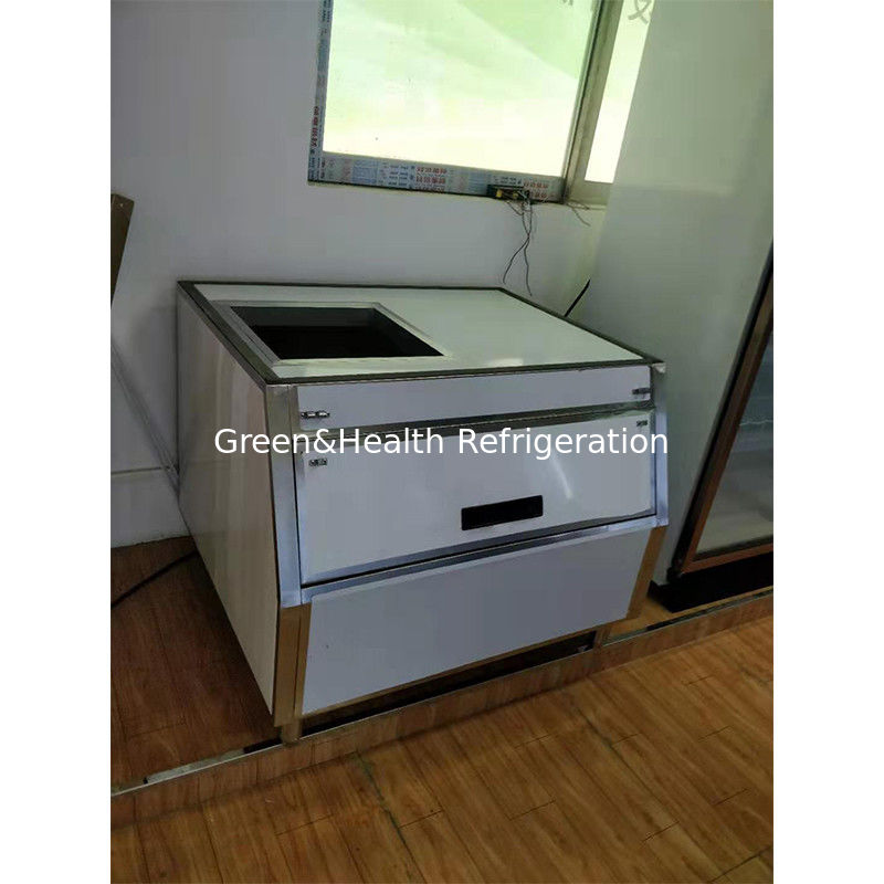 เครื่องทำน้ำแข็งเชิงพาณิชย์ 200KG 300KG 1-10 Ton Water Feeding Borneol Maker
