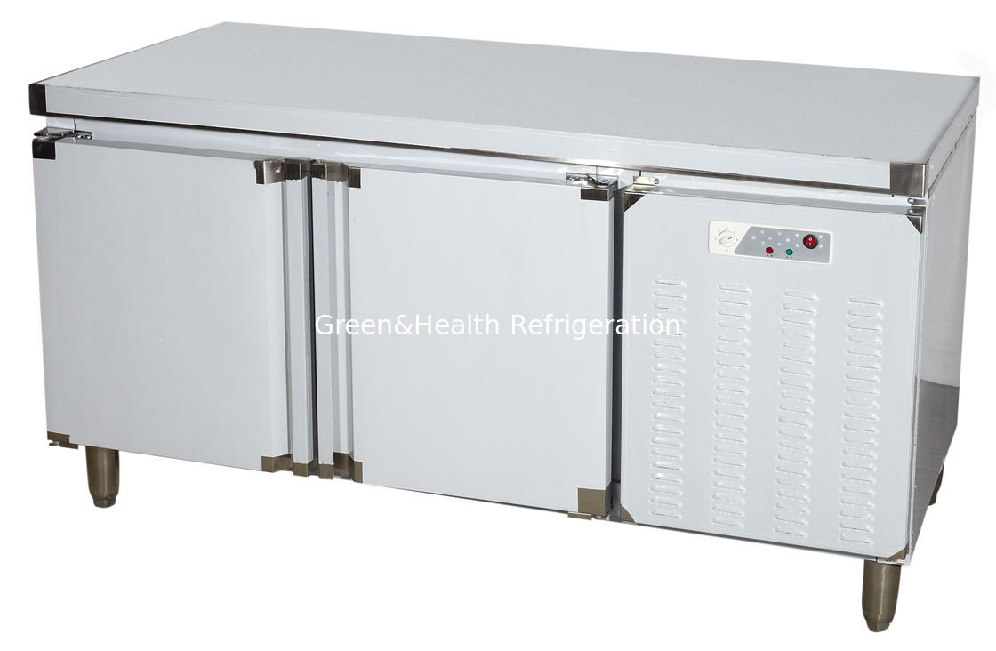 เครื่องทําความเย็นบนโต๊ะทํางานจากสแตนเลสแบบพาณิชย์ พร้อมเครื่องบด Danfoss และลมเย็นสําหรับร้านขนมและโรงแรม